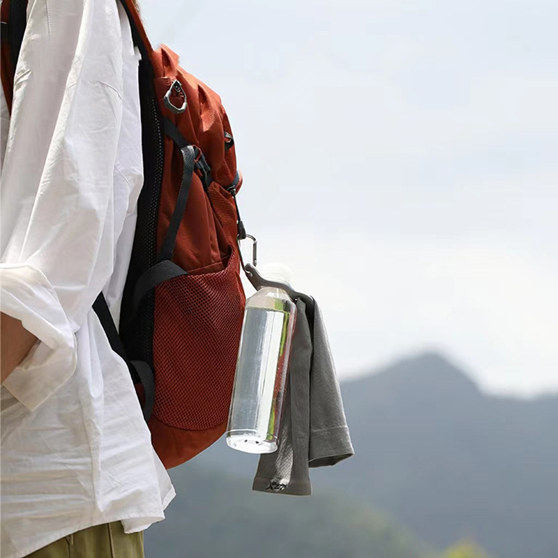 Hebilla de tetera deportiva de - Camping Cooking Hanger reseña y precio